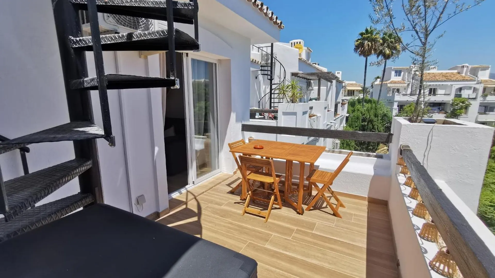 Mijas Penthouse 3 Pools Apartment Sitio de Calahonda 0*,  Spain
